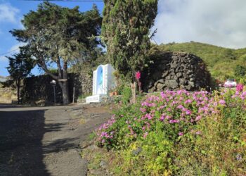  Villa de Mazo celebra la Fiesta de la Cruz como una manifestación viva de arte, fe y tradición
