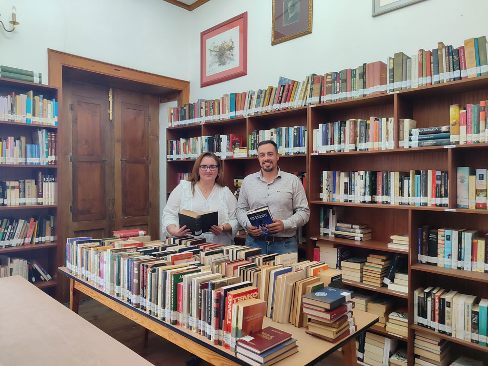 El Ayuntamiento de Villa de Mazo se une al programa literario Punto y Aparte