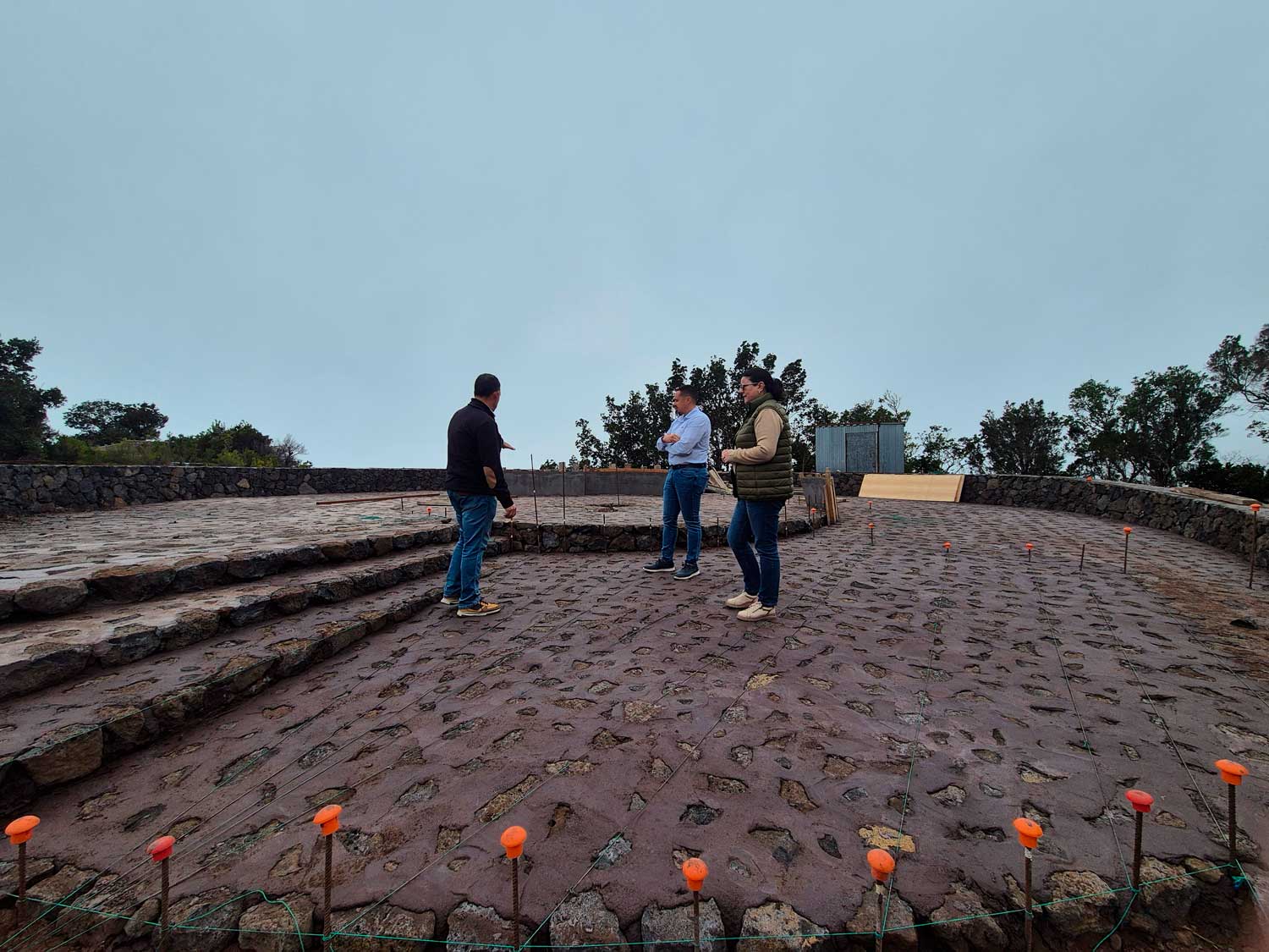 El Ayuntamiento de Villa de Mazo avanza en las obras de los miradores El Lomo y Montaña Las Toscas